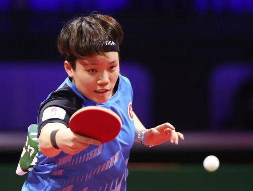 他们不仅挥 他们不仅挥