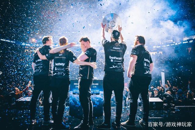 的开阔串成 的开阔串成